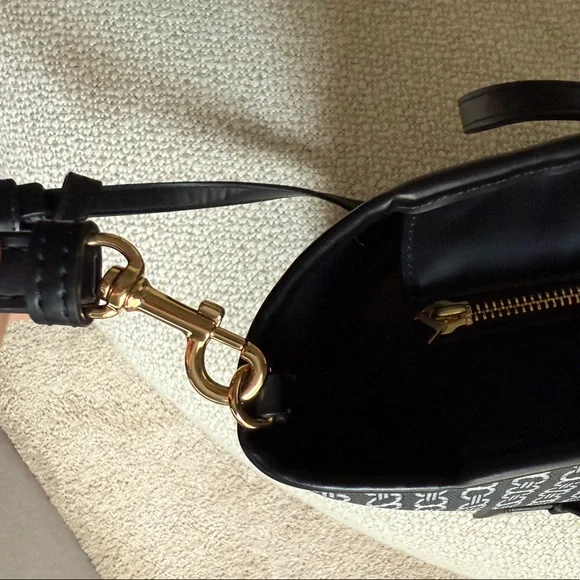 Tory Burch - Gemini Tote - Picture 8 of 13